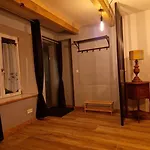 De L'etoile, 6 Pers. Spacieux Avec Exterieur 默兹河畔丹