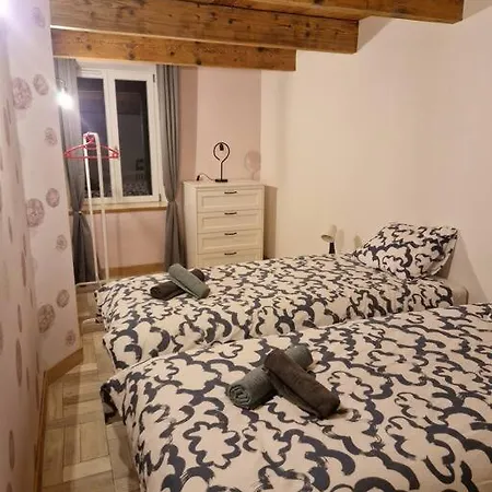 De L'etoile, 6 Pers. Spacieux Avec Exterieur