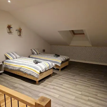 De L'etoile, 6 Pers. Spacieux Avec Exterieur Semesterbostad