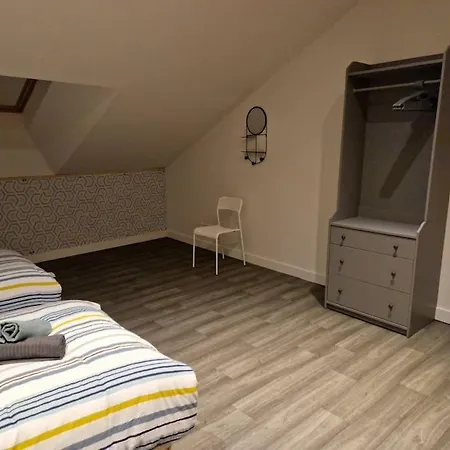 De L'etoile, 6 Pers. Spacieux Avec Exterieur