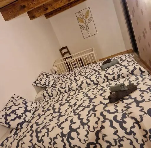 De L'etoile, 6 Pers. Spacieux Avec Exterieur Prázdninový dům Dun-sur-Meuse