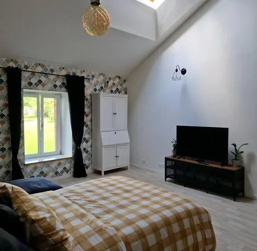 De L'etoile, 6 Pers. Spacieux Avec Exterieur Dun-sur-Meuse