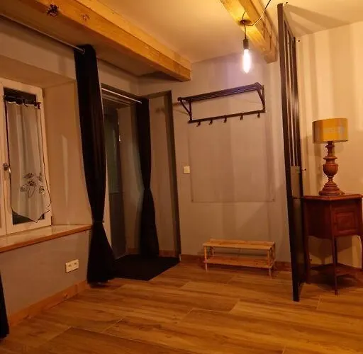 De L'etoile, 6 Pers. Spacieux Avec Exterieur Dun-sur-Meuse